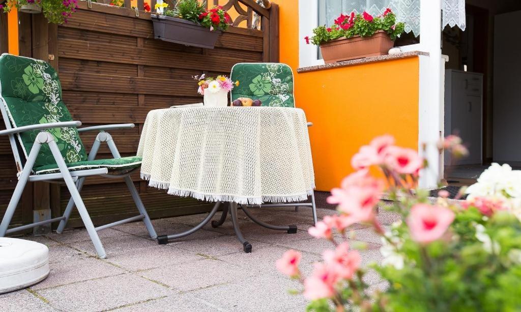 Sonnenblumenhaus 01 Apartment Prerow Luaran gambar