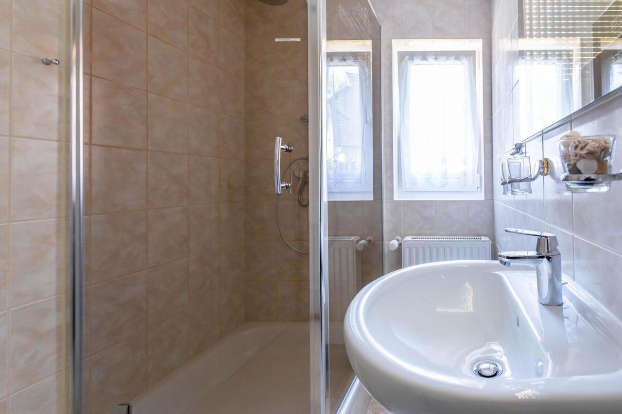 Sonnenblumenhaus 01 Apartment Prerow Luaran gambar